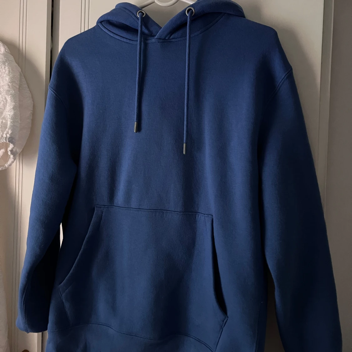 Blå hoodie från Pull&Bear - 2