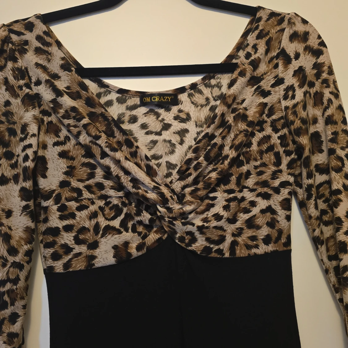 Leopardmönstrad klänning från Om Crazy - 1