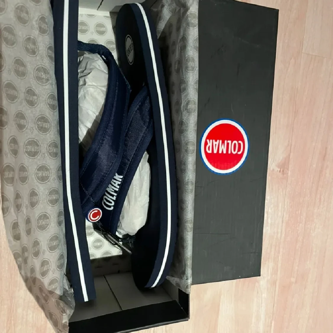 Mörkblå flip-flops från Colmar 