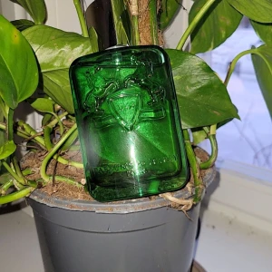 Pdm greenley - Har låda och kvitto kvar, mycket fin parfym för båda killar och tjejer perfekt för sommaren, skulle säga de är kanske 115ml kvar av 125ml. Köpte den ny för 3000kr