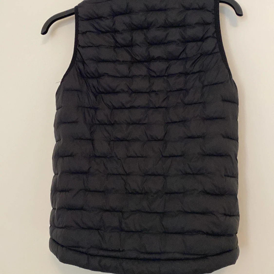 Svart dunväst från Everest - 1