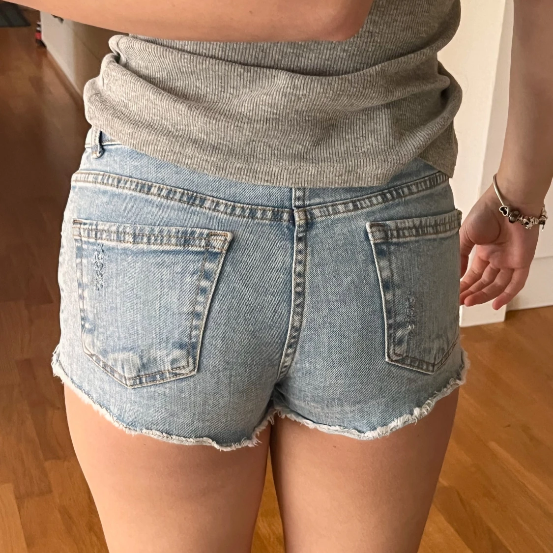 Ljusblå jeansshorts från Youcom - 2