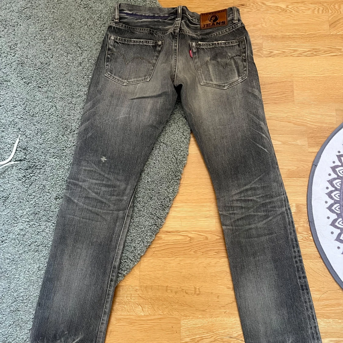 Grå jeans från HYSTERIC GLAMOUR - 2