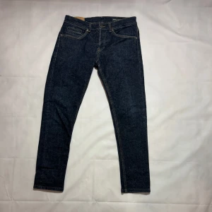 Dondup jeans  - -model:Dondup George - condition:9/10- size W/ 30w-retail price:3499 SEK