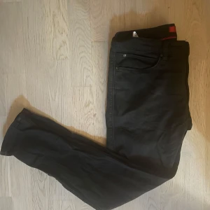 Hugo boss jeans - Jeans från Hugo boss. Pris går självklart att diskutera✅🤝💯