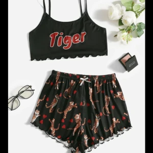  Set linnetopp och shorts - Jätteskön, går att använda som pyjamas eller vardagligt. Storlek S