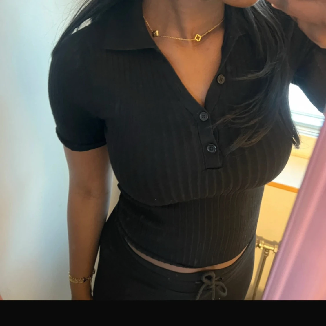 Svart ribbad polotopp - 1