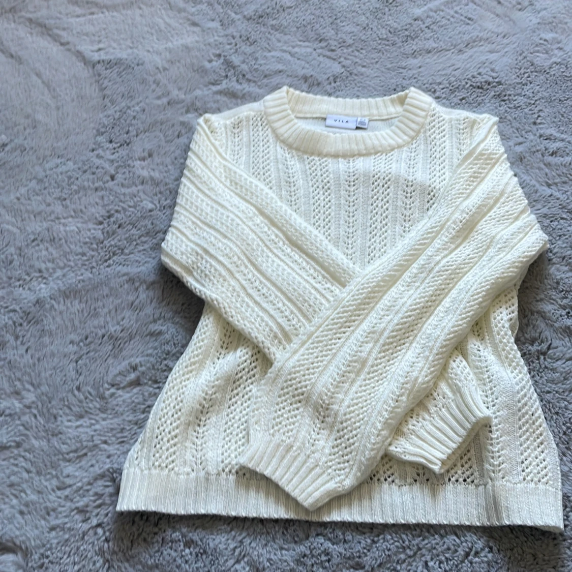 Vit stickad tröja från Vila - 1