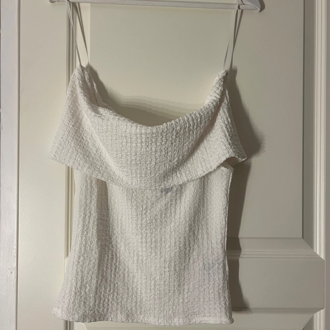 Vit offshoulder topp från h&m  - 1