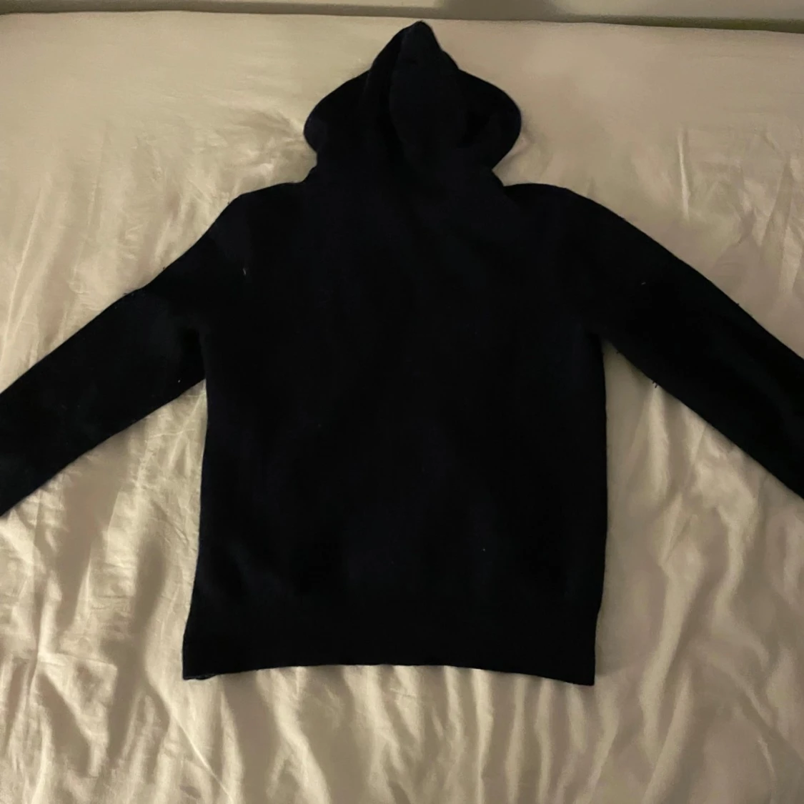 Mörkblå hoodie - 90