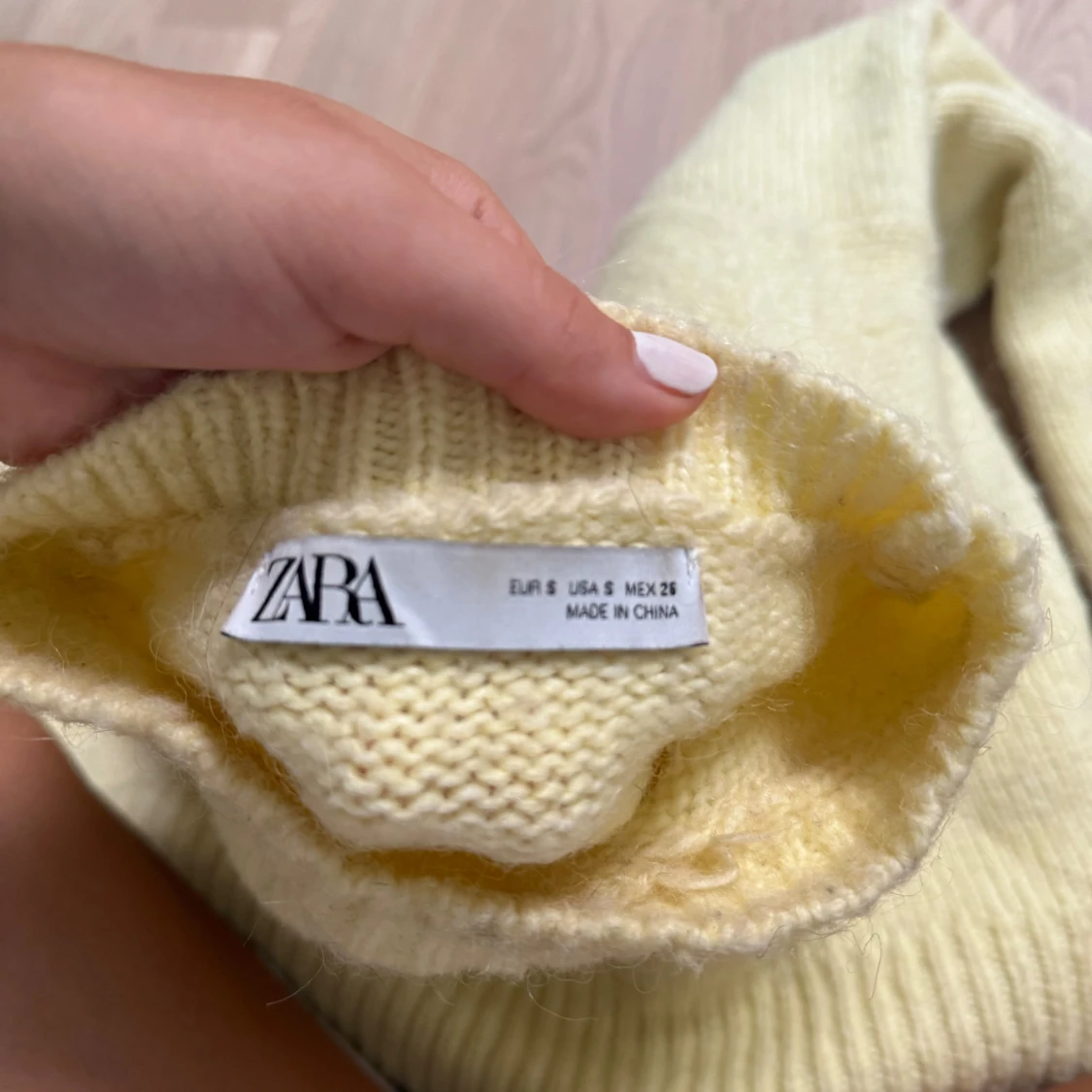 Stickad tröja från zara - 1