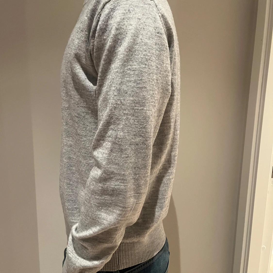 Grå stickad tröja från Bruun & Stengade - 1