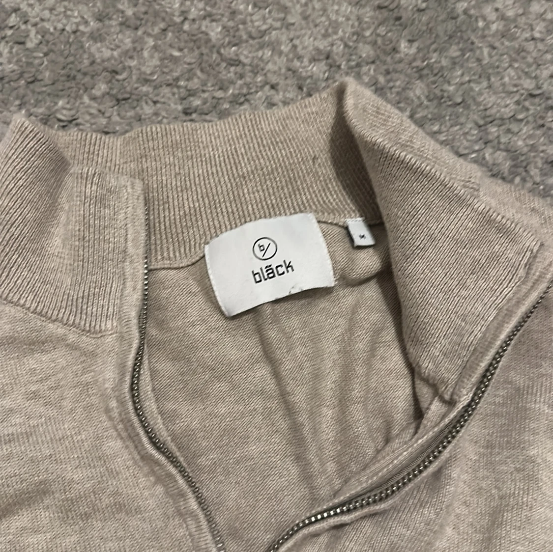 Beige half zip tröja från Bläck - 2