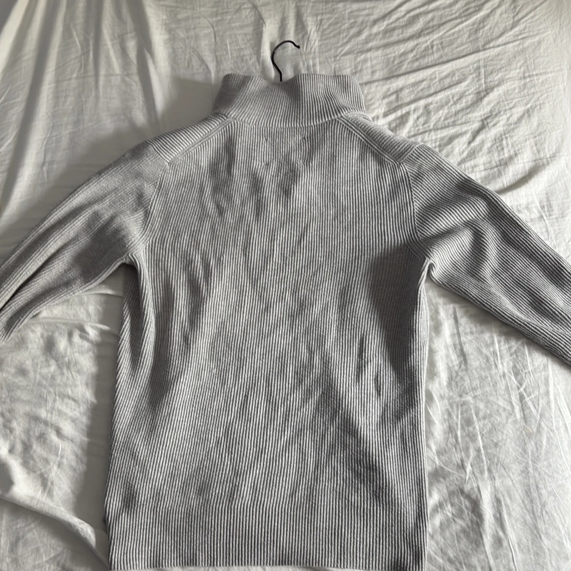 Grå ribbad half zip från Jack & Jones - 1