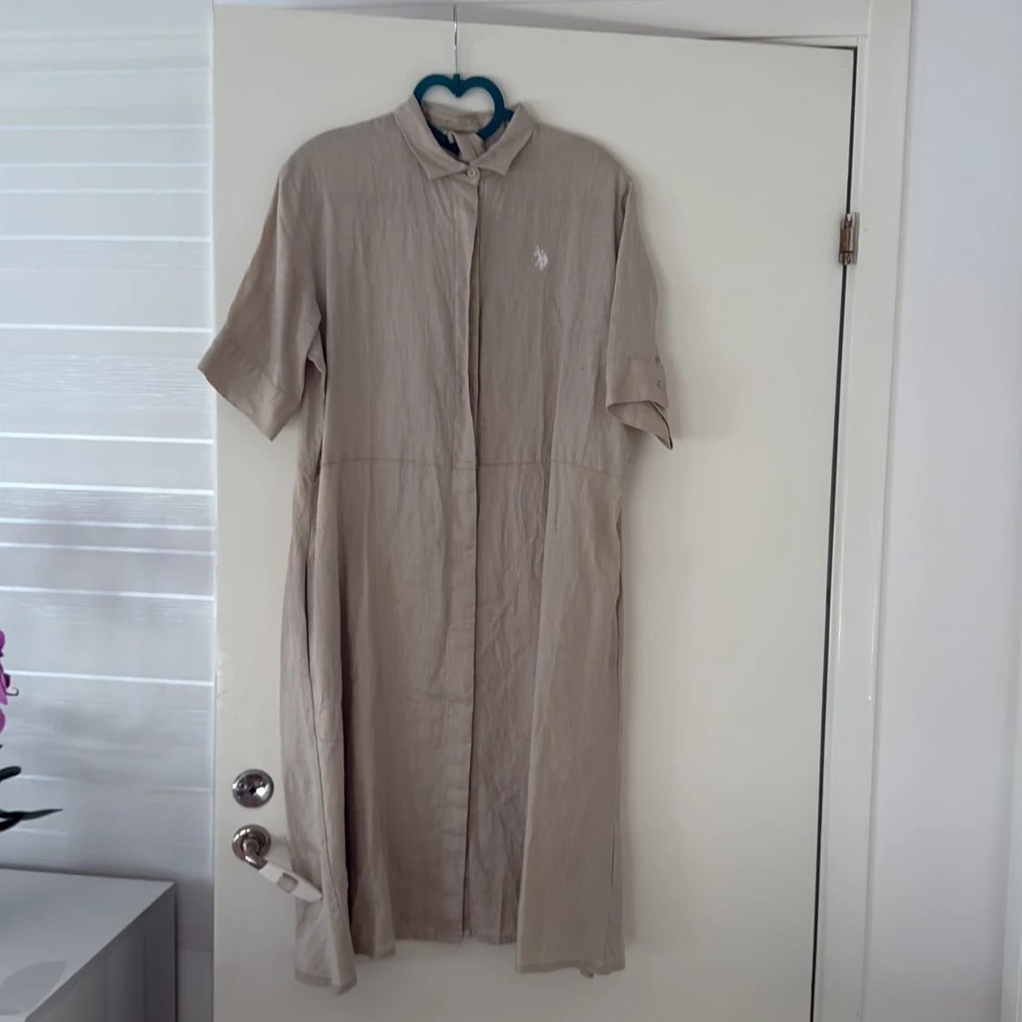 Beige linnéklänning U.S. Polo Assn M