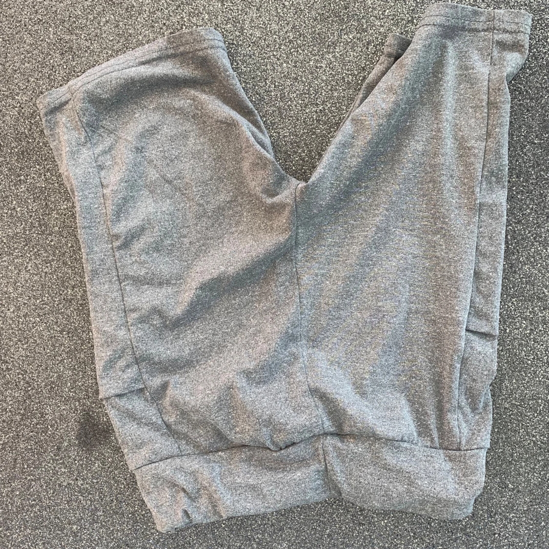 Grå mjuka shorts i bomull - 1