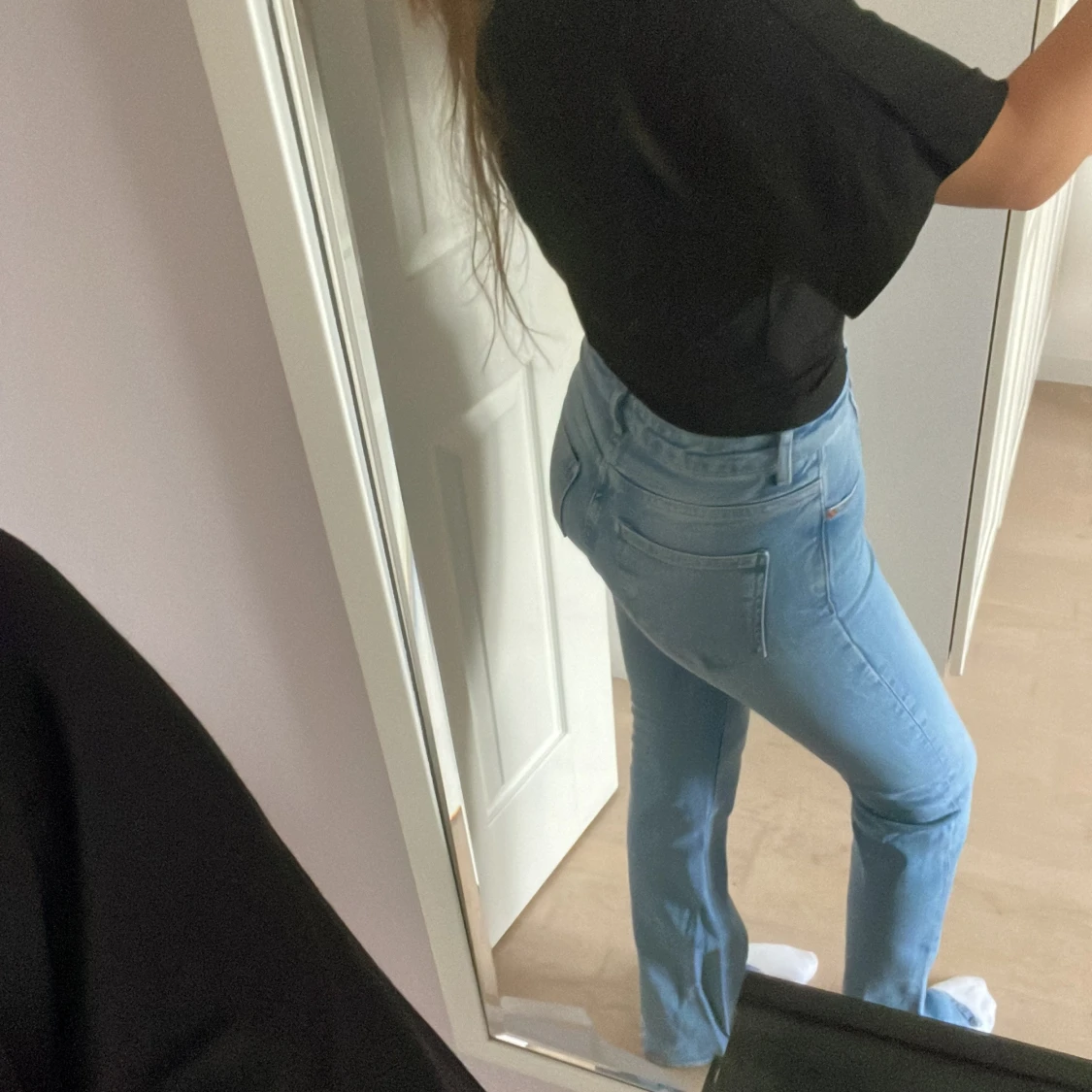 Ljusblå bootcut jeans med slits från lager 157 - 1