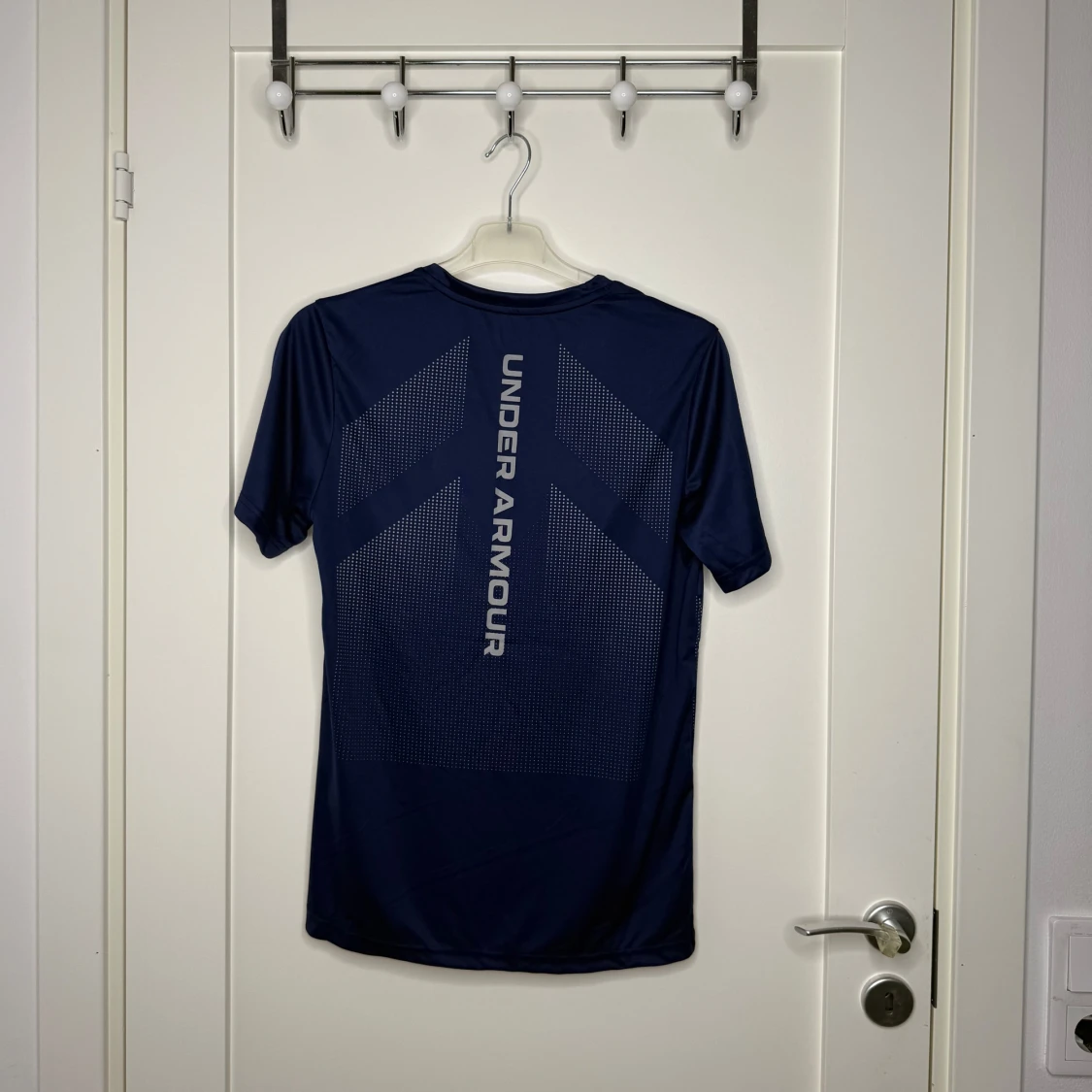 Blå Under Armour tränings-tshirt M - 1