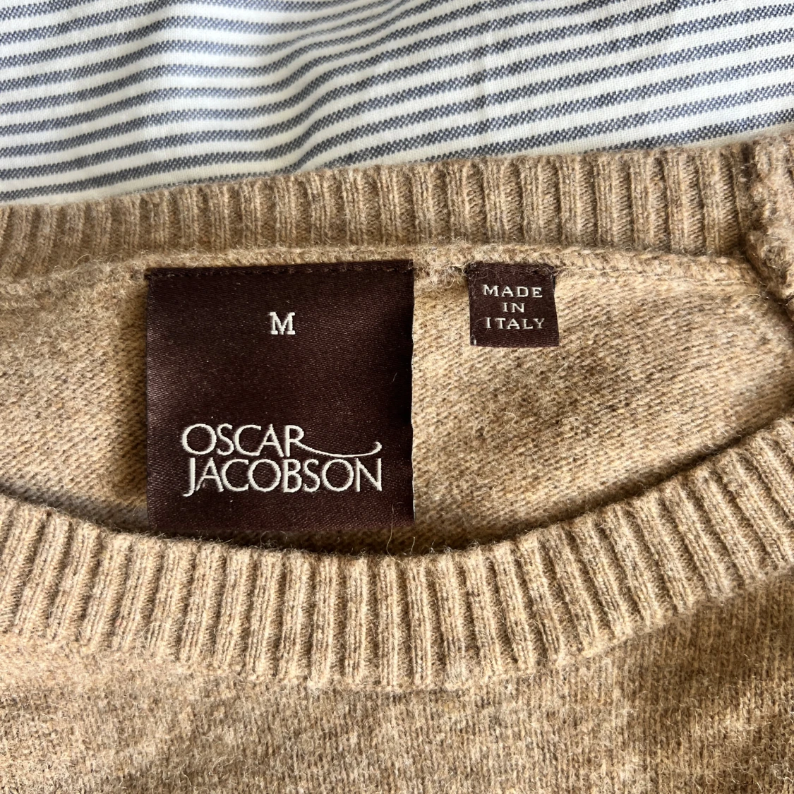 Beige tröja från Oscar Jacobson  - 1