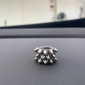 Edblad ring i storlek M - Den är inte så använd! Kan också byta denna till en likadan i guld