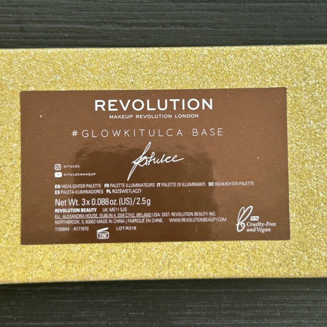 Revolution Kitulec Glow Highlighterpalett - 2