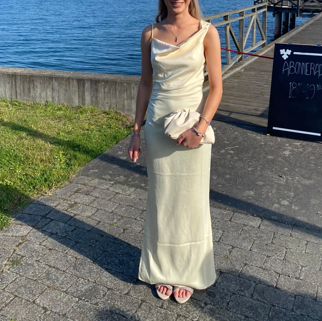 Adoore klänning intressekoll - 3