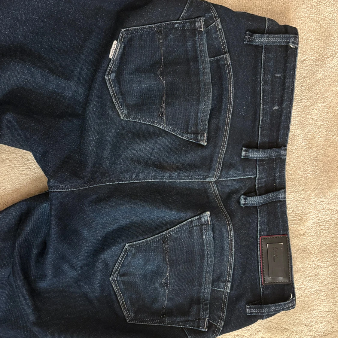 Mörkblå bootcut jeans - 1