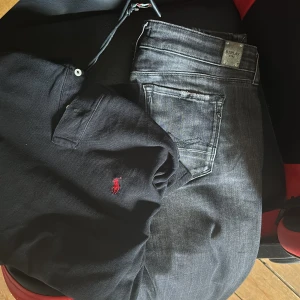 RL pike och Replay jeans bundle - Bundle 340kr