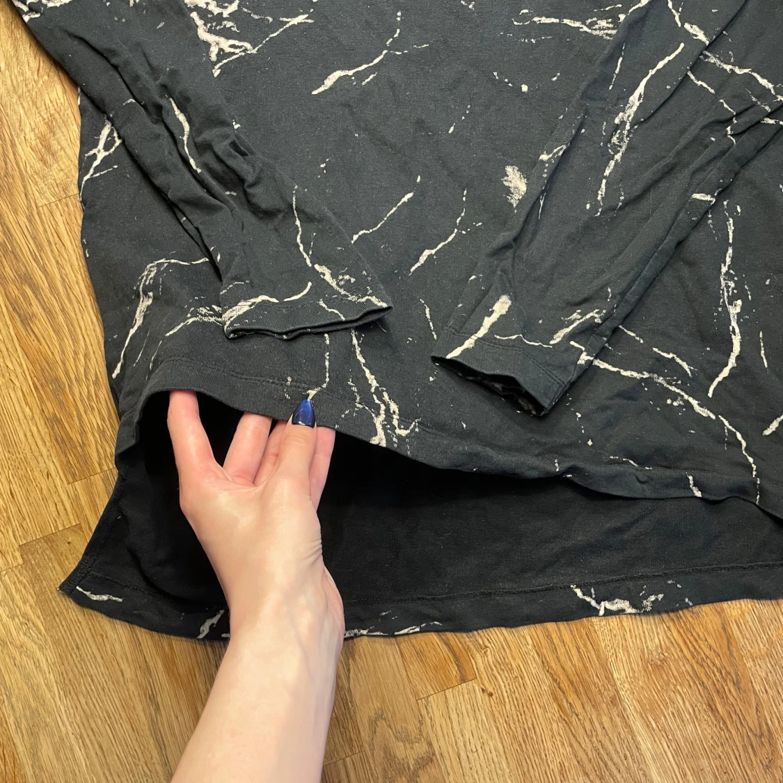 Svart långärmad tröja - 3