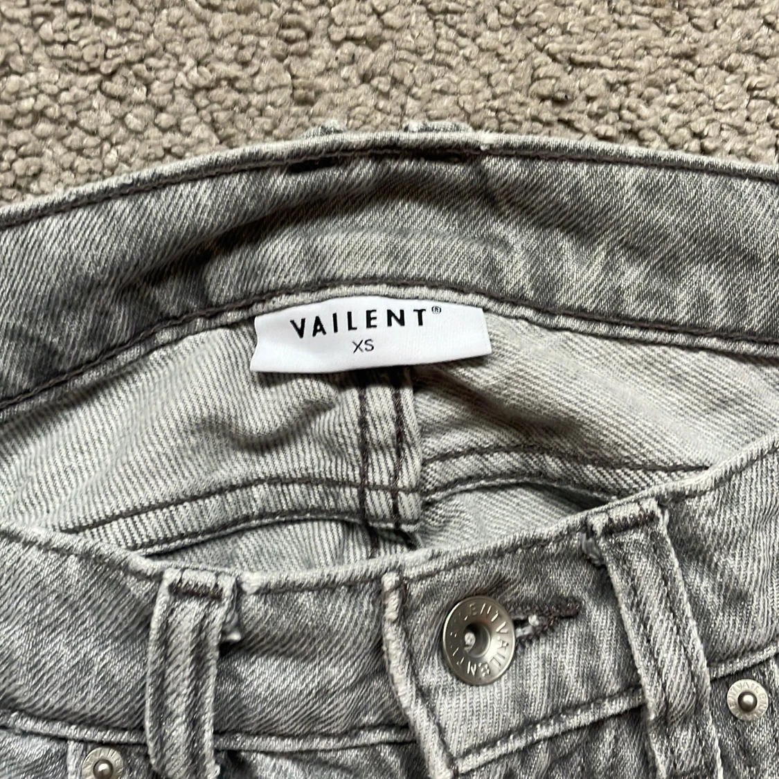 2 jeans och shorts, valient Lindex  - 2