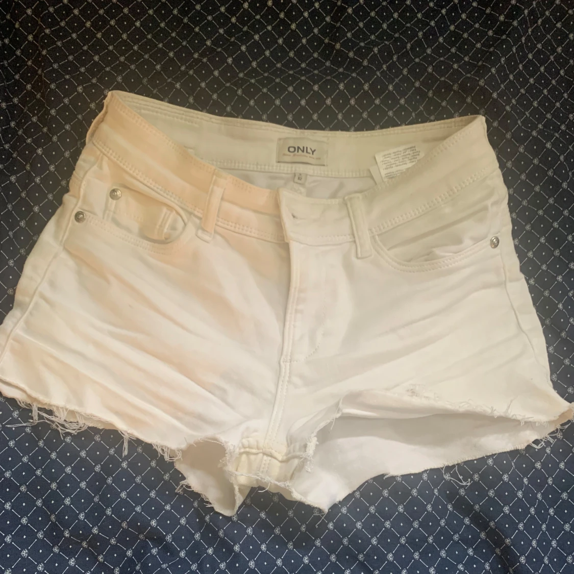 Vita shorts från only - 2