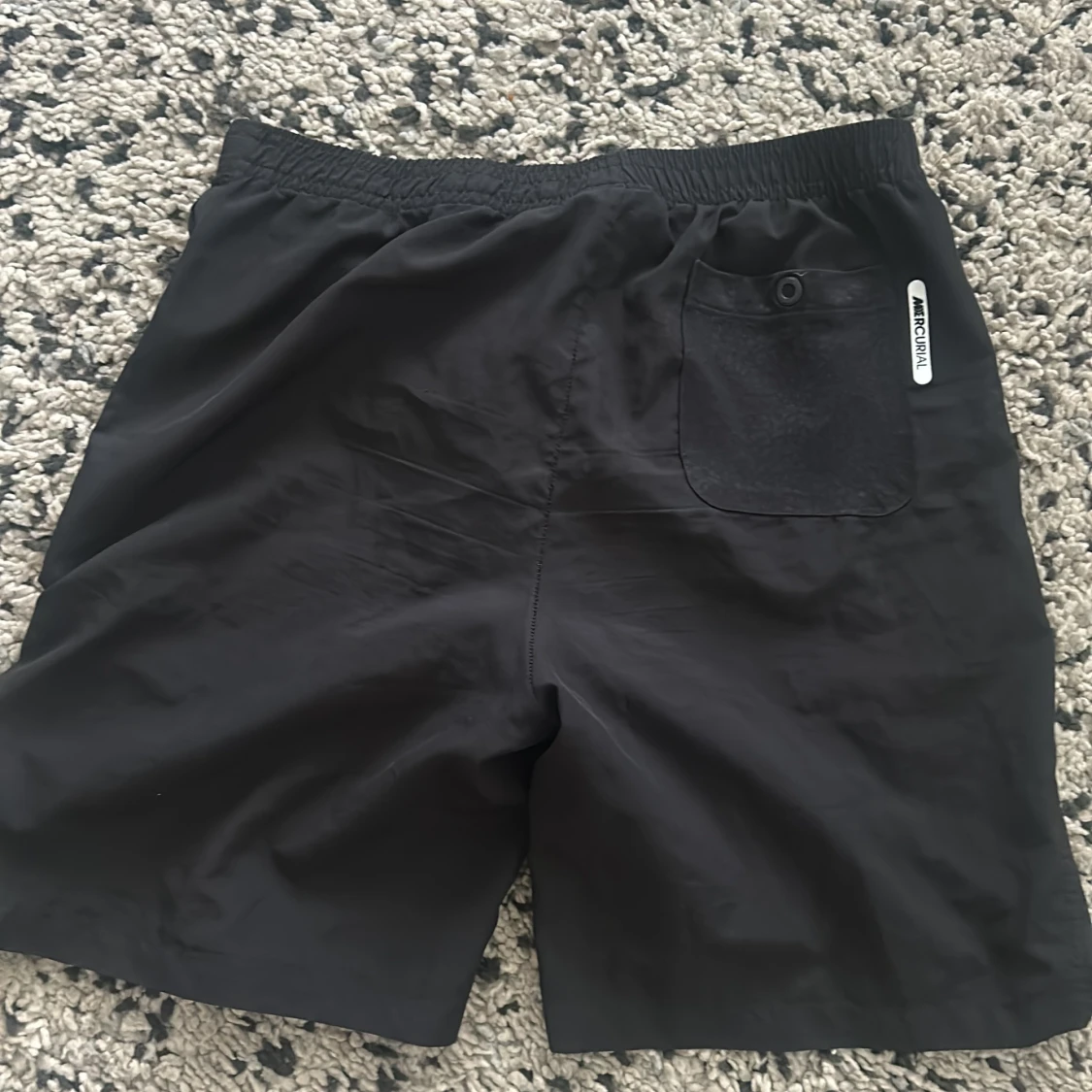 Svarta Nike Mercurial shorts - 1