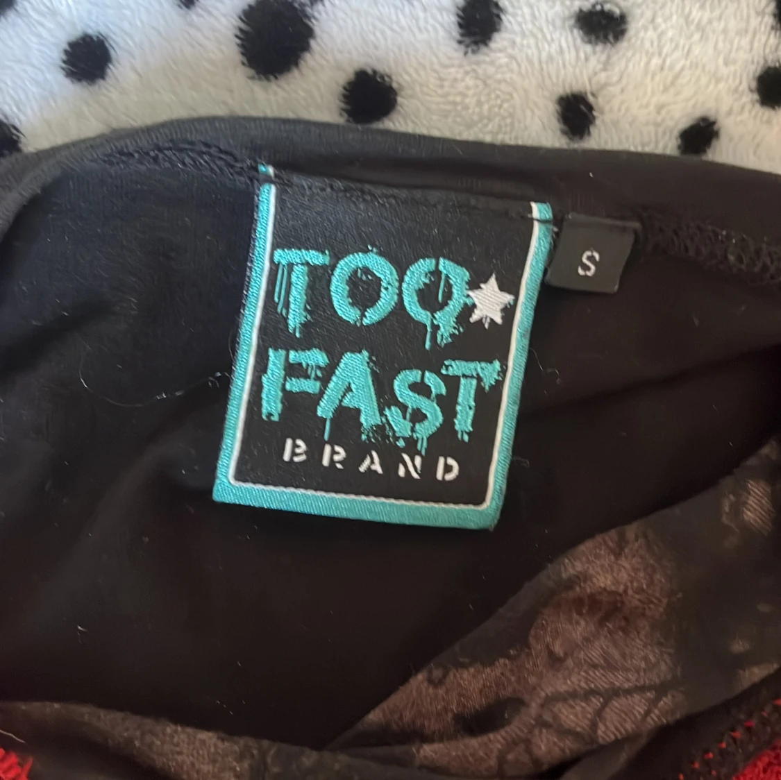 Svart och röd linneklänning Too Fast - 2