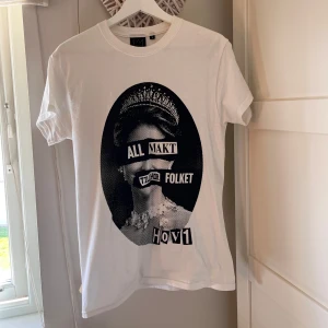Hov1 merch - Hov1 merch, köpt här på plick för 400 kr!! Pris går att diskutera 