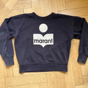 Svart/Vit Isabella Marant tröja  - Storlek XS material 88% bomull och 12% polyester 