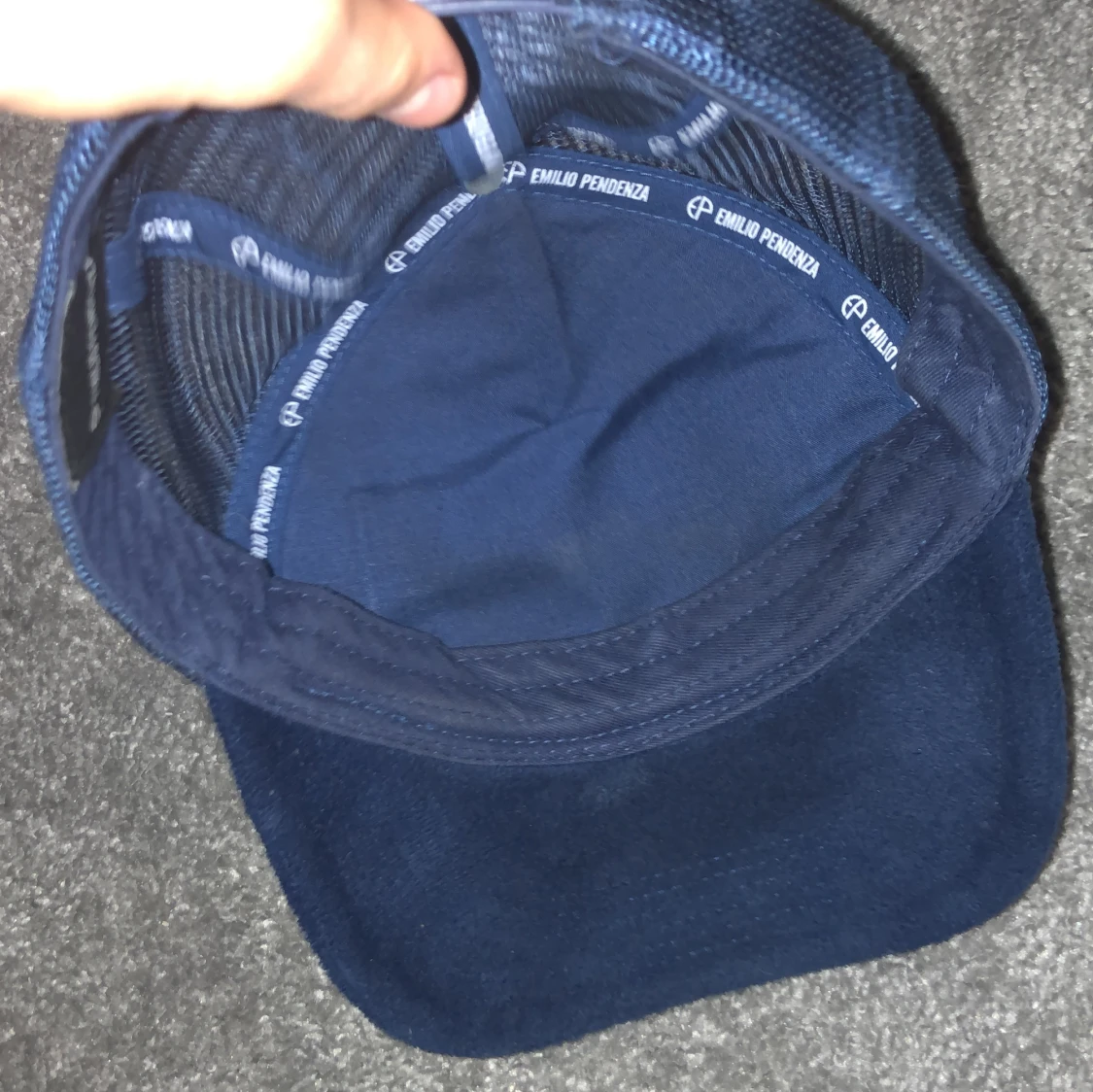 Blå keps med bilmotiv - 2