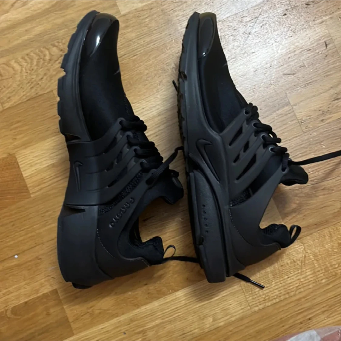 Svarta presto skor - 1