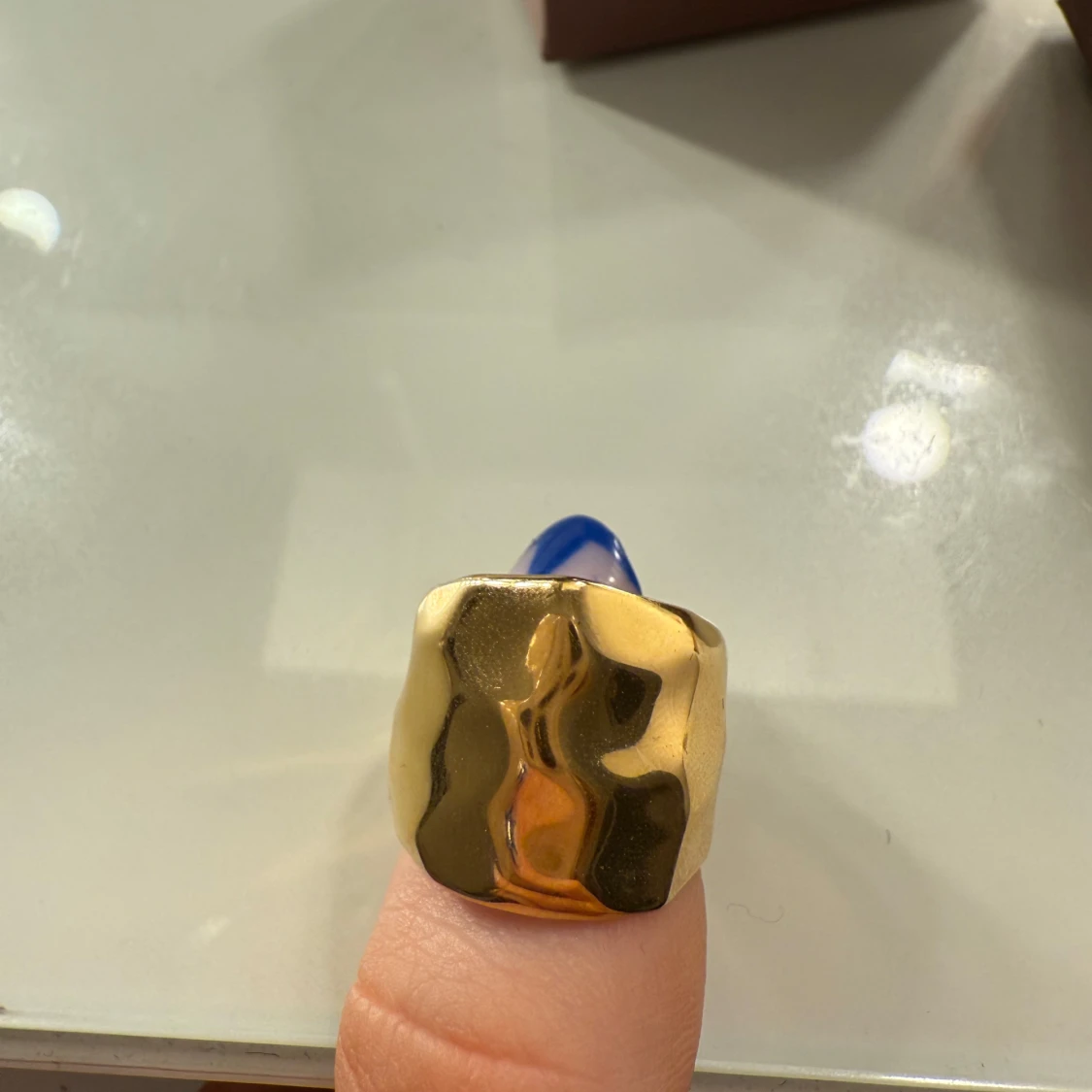 Guldfärgad ring från Edblad - 2