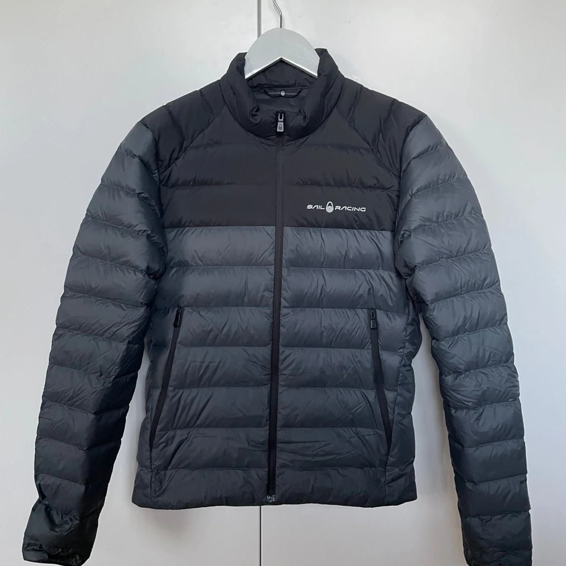 Dunjacka från Sail Racing