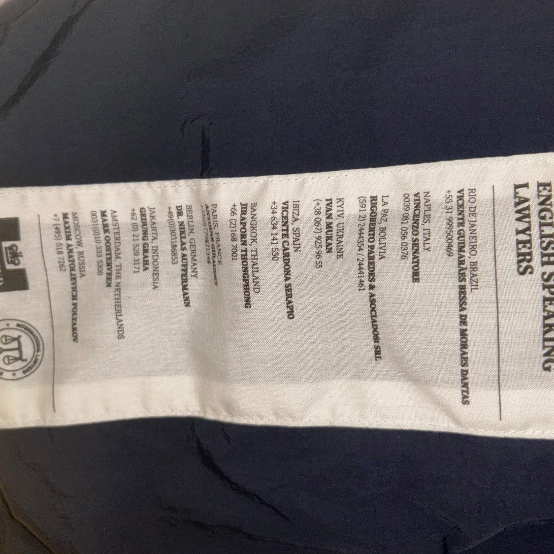 Mörkblå dunväst från Weekend Offender - 1