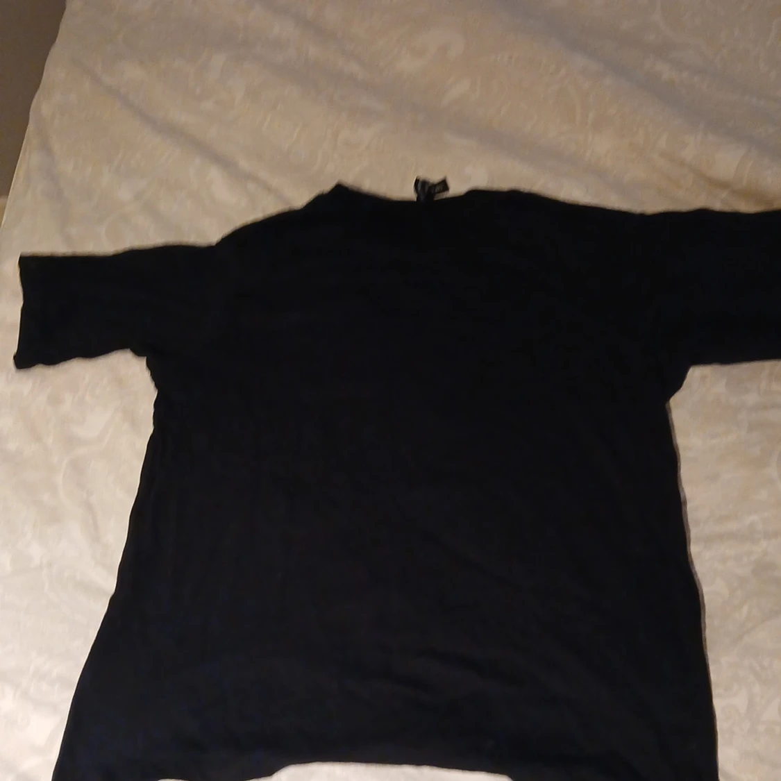 Svart t-shirt Nocturnal Garden S - 1