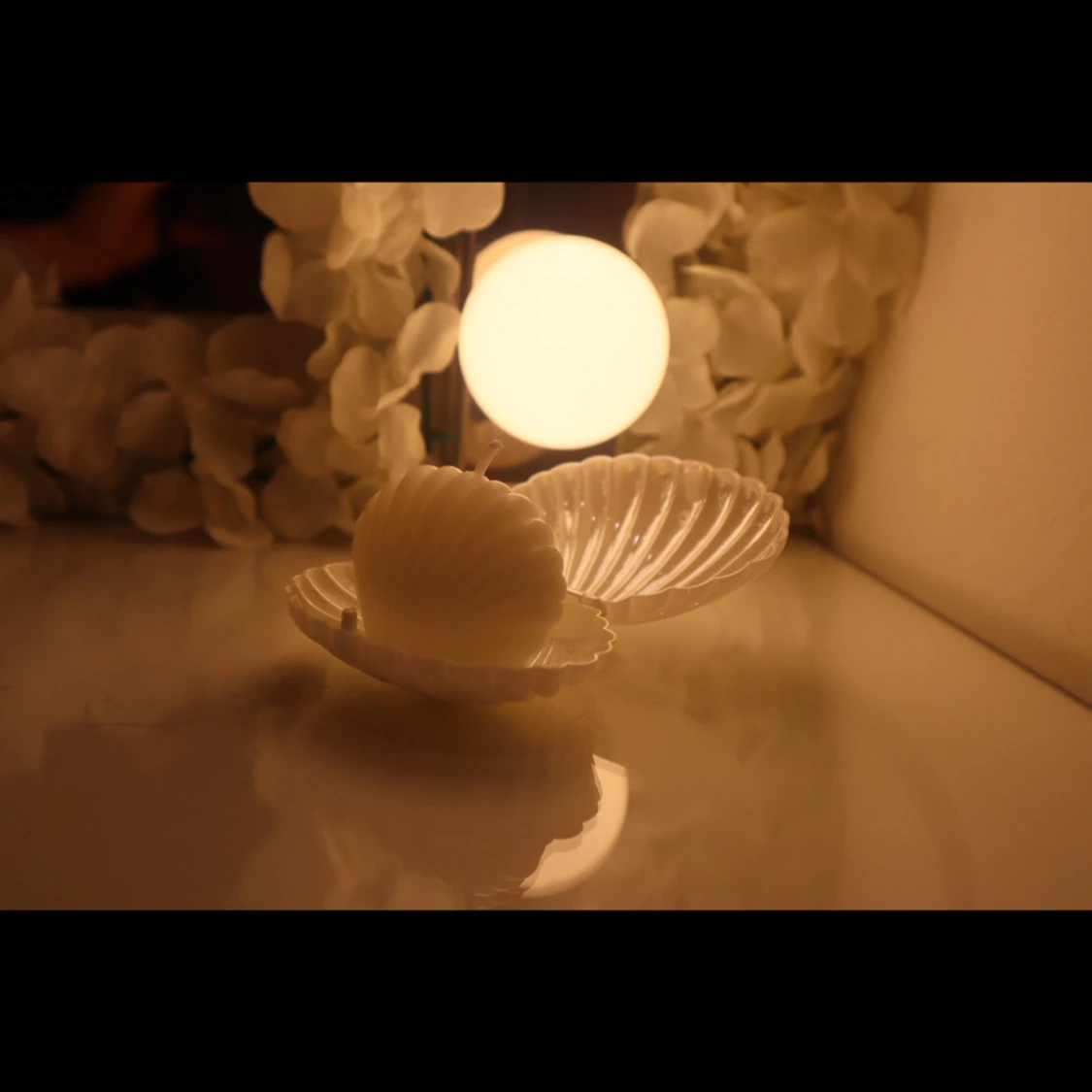 Seashell Glow Candle - 2
