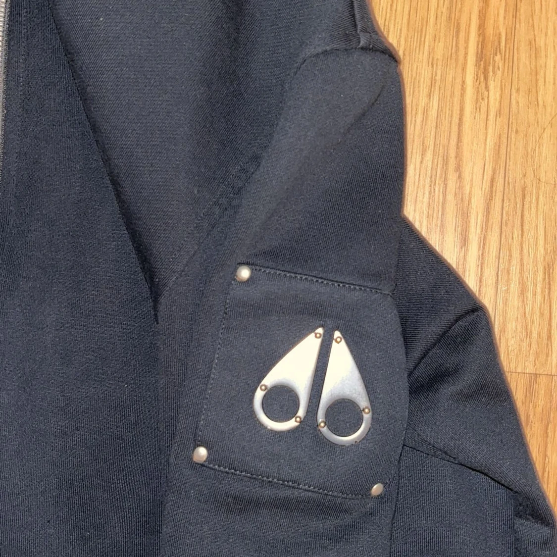 Svart vindjacka från Moose Knuckles - 1