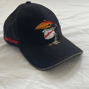 Svart keps - Svart keps