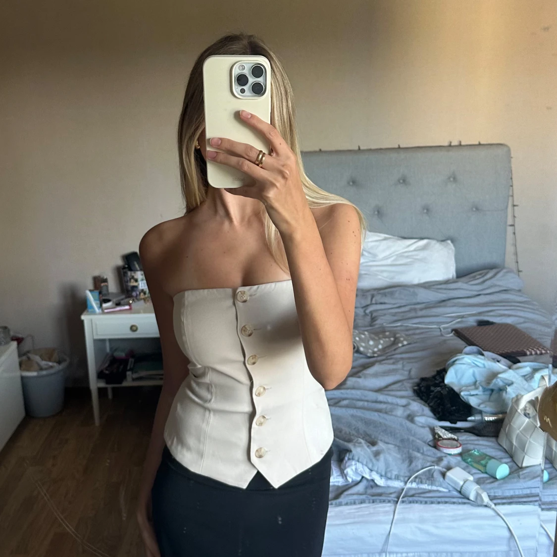 Beige korsett-topp med knappar - 1