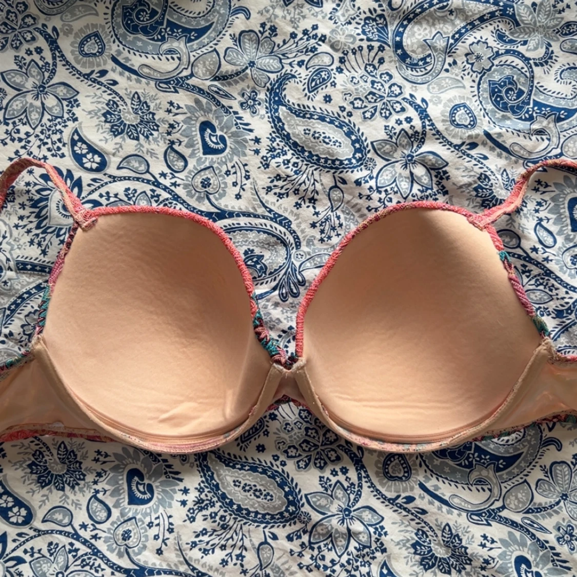 Söt bikiniöverdel  - 1