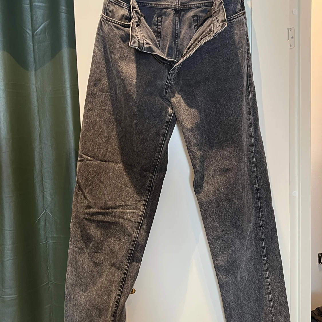 Svarta jeans i rak modell, Organic