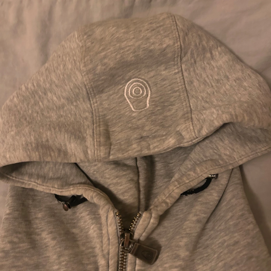 Ljusgrå hoodie från Sail Racing XS - 2