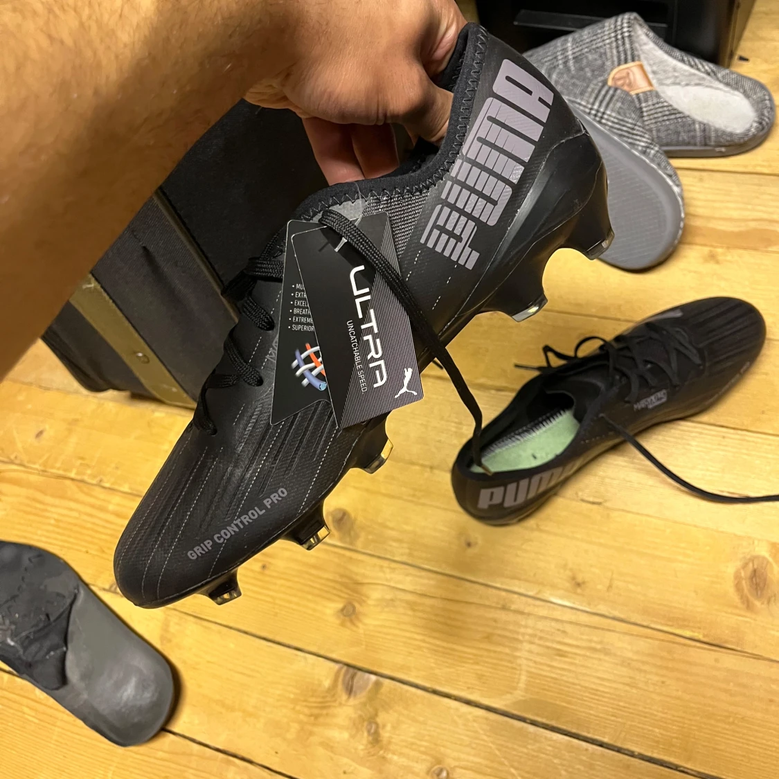 Fotbollsskor Puma - 1