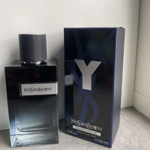Yves Saint Laurent Y EdP 100ml - Yves Saint Laurent Y Eau de Parfum 100ml. Helt ny inga tecken på användning 